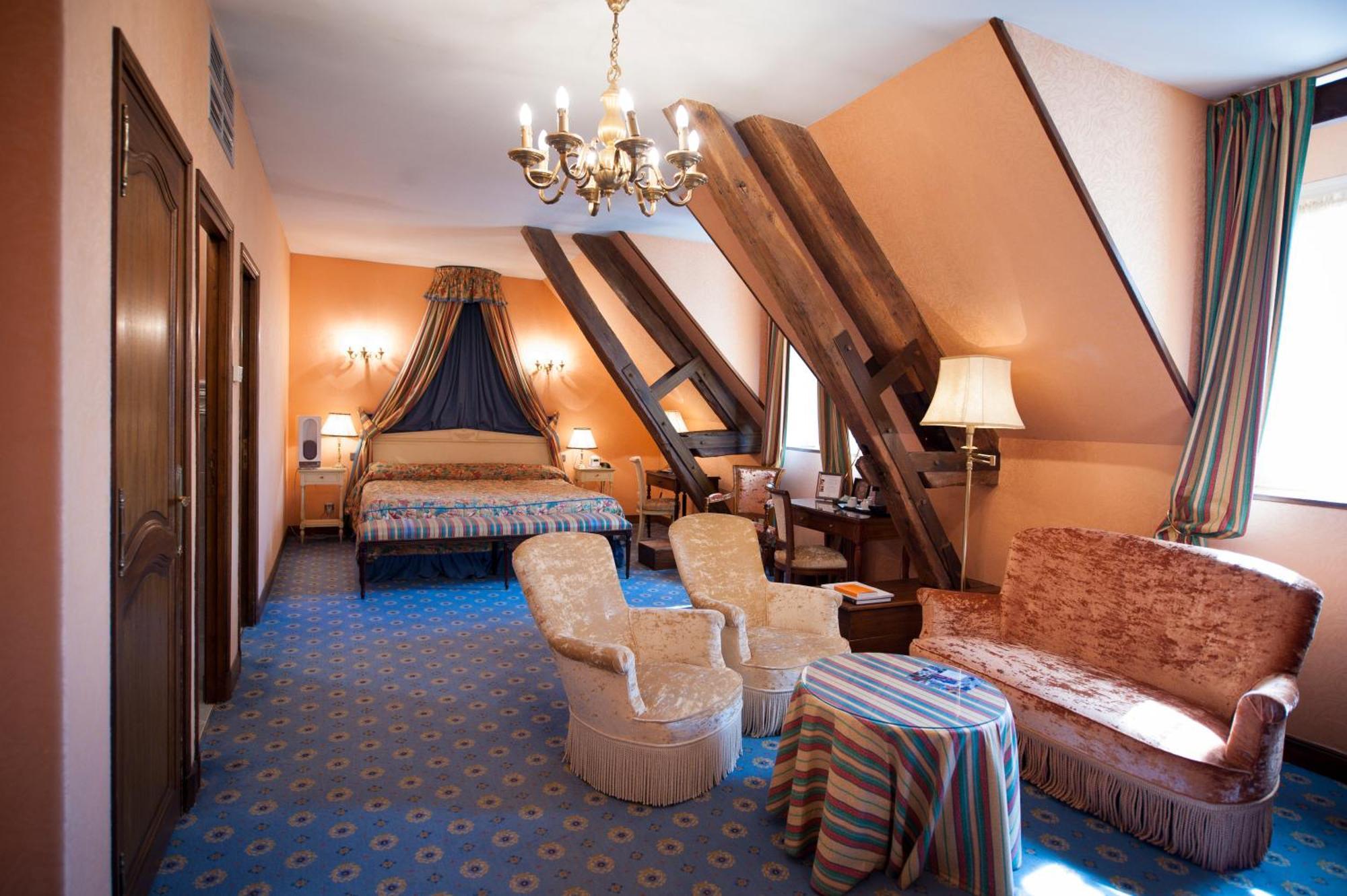 Hotel Le Cep โบน ภายนอก รูปภาพ